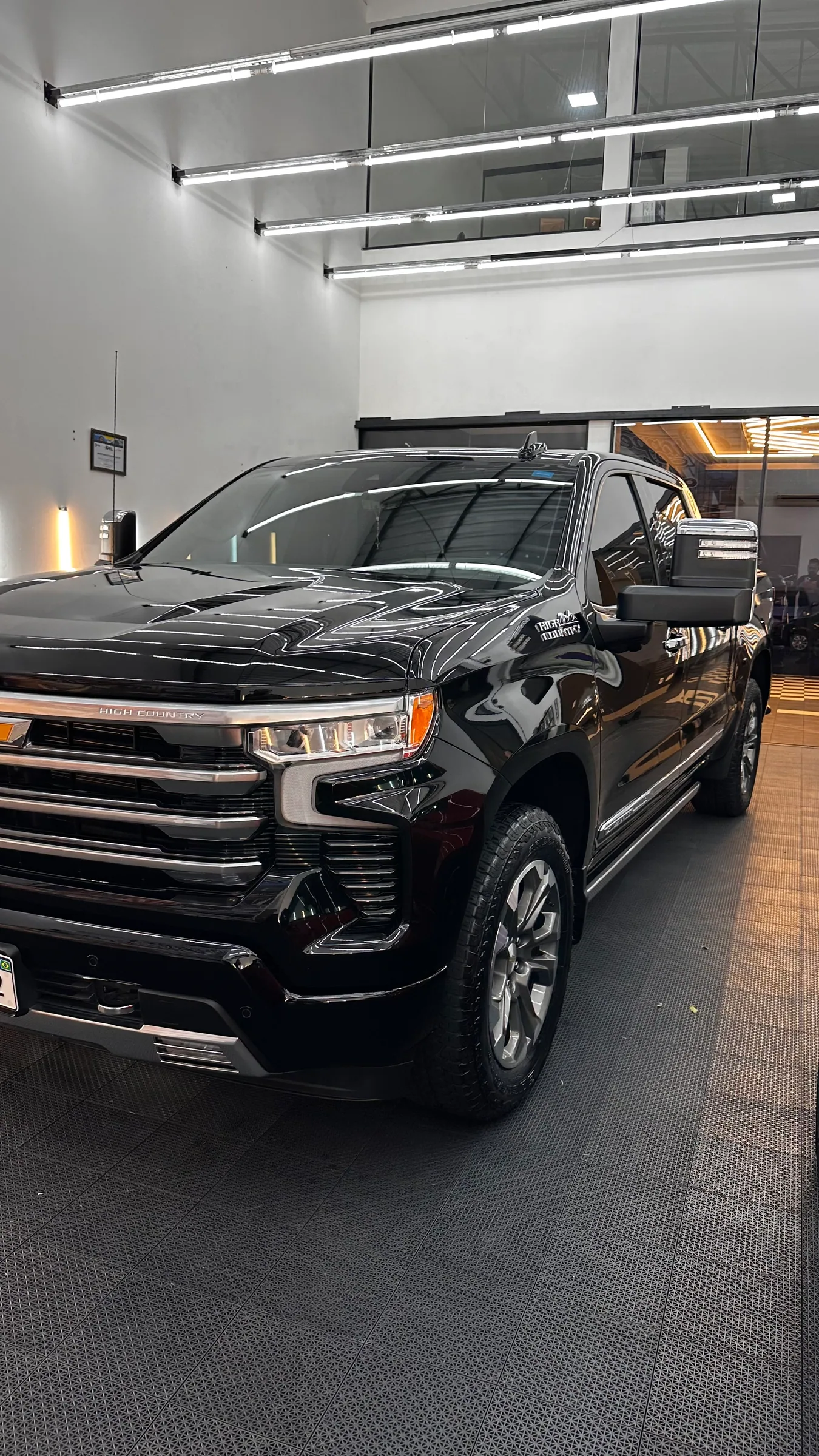Chevrolet Silverado com PPF Frontal aplicado em Ribeirão Preto